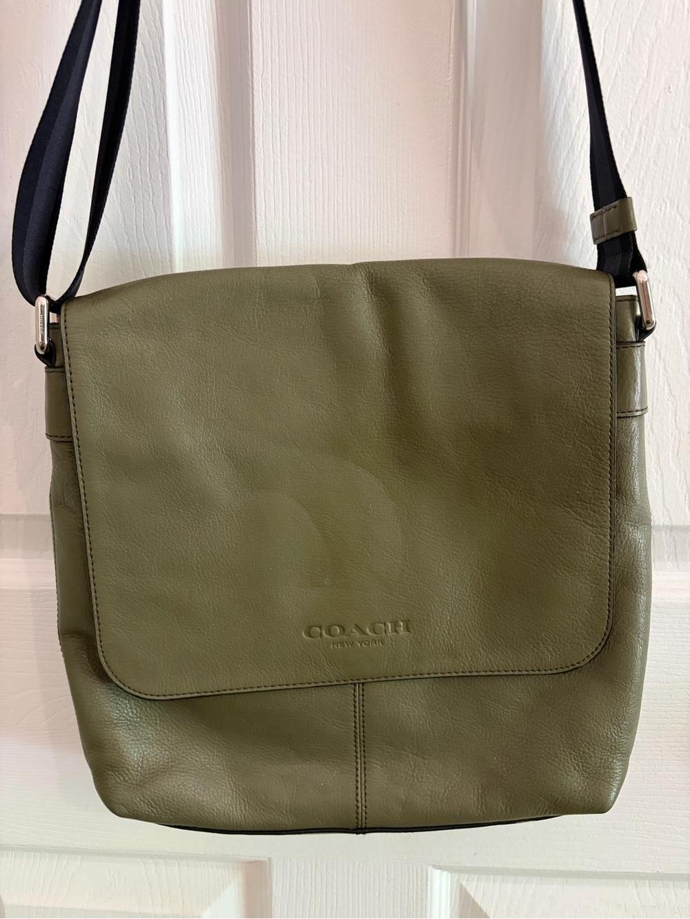 Men’s Coach Sullivan Small Messenger Bag F72108 Olive Green Sport Calf Leather